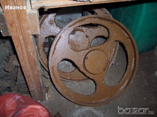 За малък банциг  продавам 2 колелета с лагери и оси  , снимка 2 - Други инструменти - 18556492