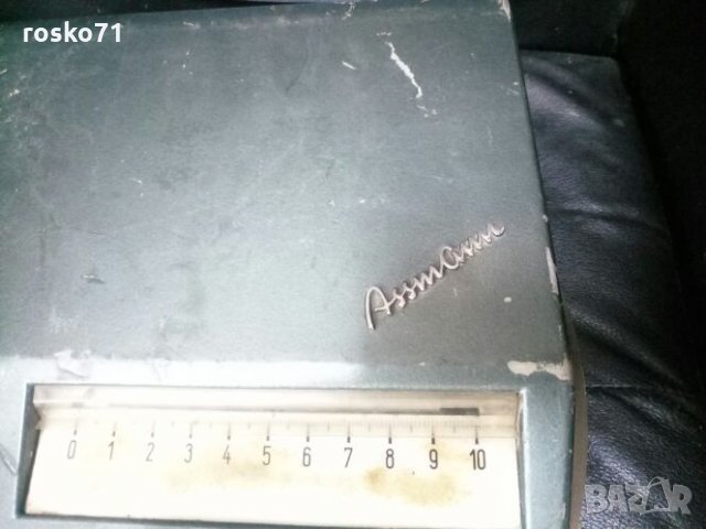 Много стара записваща машина, снимка 2 - Антикварни и старинни предмети - 21508992