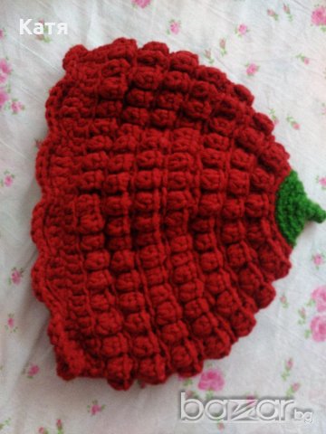 Handmade, Нова детска дизайнерска шапка малинка, снимка 2 - Шапки, шалове и ръкавици - 19745613