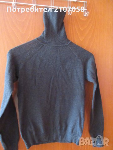 тъмносиво поло на Zara