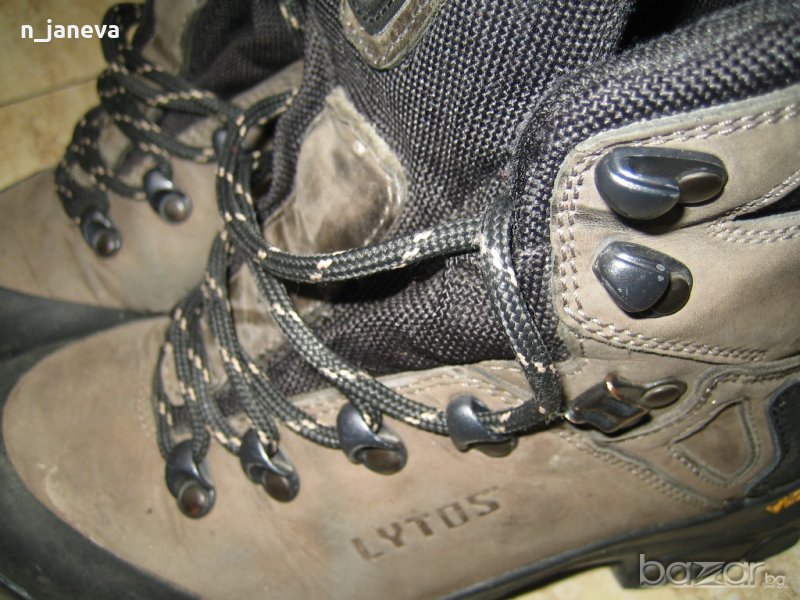 туристическа обувка за преходи Lytos 38номер, снимка 1