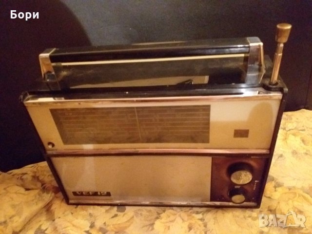 Радио VEF 12, снимка 2 - Радиокасетофони, транзистори - 25451066