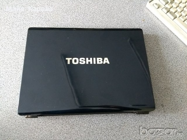 Продавам лаптоп Toshiba U300-13j, снимка 3 - Лаптопи за дома - 20881889