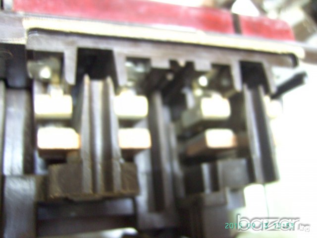 Трифазен контактор 100А с бобина на 220 волта, снимка 5 - Ключове, контакти, щепсели - 13264815