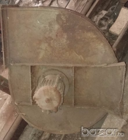 Продавам аспиратор , снимка 3 - Други машини и части - 17799593