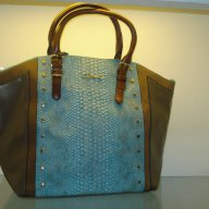 Нова чанта Axel , снимка 1 - Чанти - 12960110