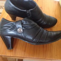 Немски кожени обувки черни N 39, снимка 1 - Дамски ежедневни обувки - 20063762