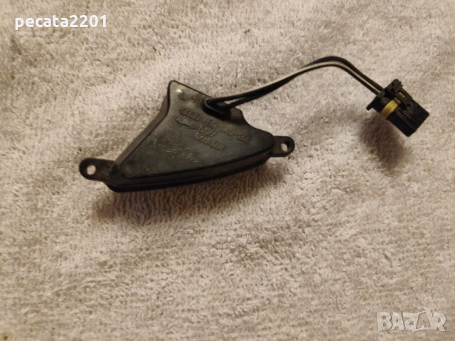 Продавам - оригинален плафон осветление ляво огледало за Ауди А8, снимка 3 - Части - 25155689