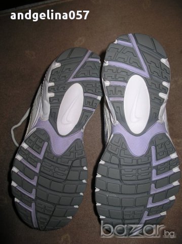 Оригинални маратонки Nike, снимка 8 - Маратонки - 10468664