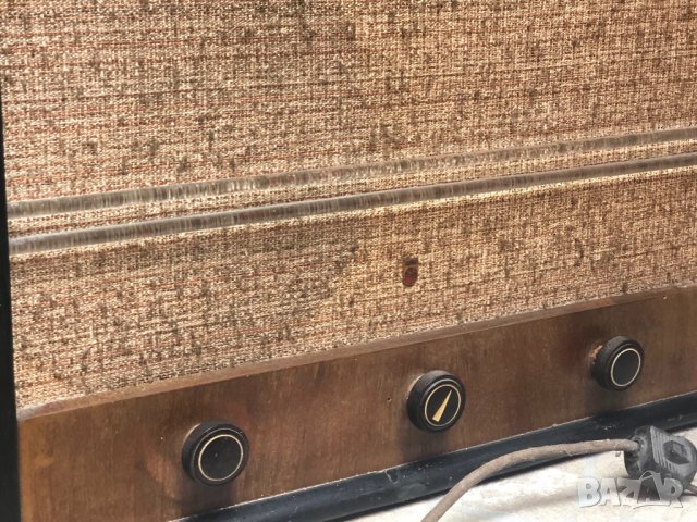 Старо радио Philips EROIKA 72W 925 Х !!!, снимка 3 - Антикварни и старинни предмети - 26016695