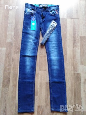 Нови дънки с етикета подарък колан, снимка 2 - Детски панталони и дънки - 24068901