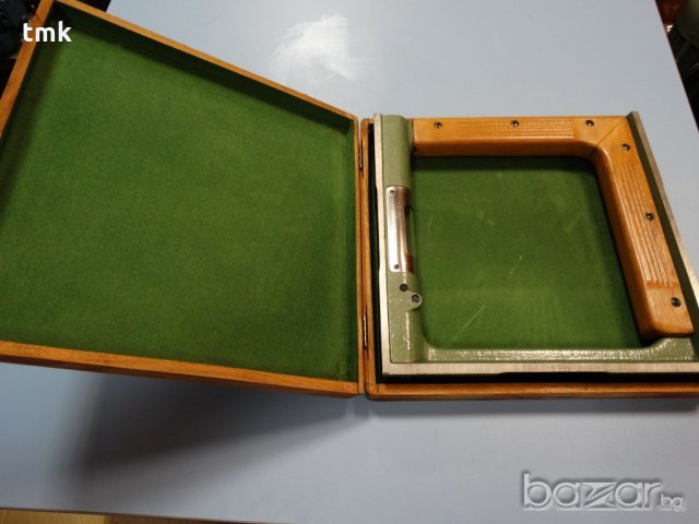 машинен нивелир KINEX 300x300 mm, снимка 3 - Измервателни инструменти - 20574274