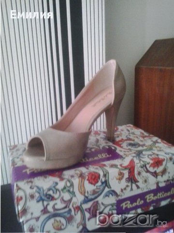 Дамски обувки, снимка 4 - Дамски обувки на ток - 17512781