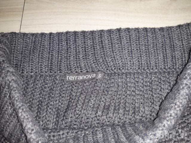 Къса сива плетена пола марка Terranova, снимка 2 - Поли - 24539710