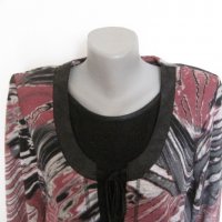 Чудесна нова блуза, снимка 2 - Блузи с дълъг ръкав и пуловери - 22656585