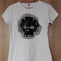 Дамска тениска, снимка 1 - Тениски - 24179935