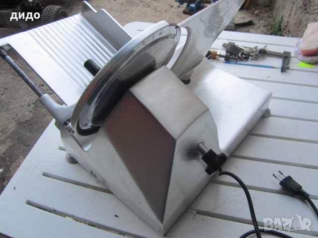 професионална резачка Италиа 120-18, снимка 3 - Обзавеждане на кухня - 23171140
