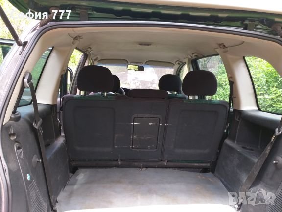 Opel Zafira 2.0 d. Колата се само на части ниски цени, снимка 9 - Автомобили и джипове - 25499884