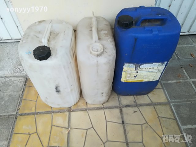 туби по 20лв-20литра-за течности-нафта бензин