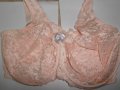 Огромен сутиен размер 95 М, снимка 2