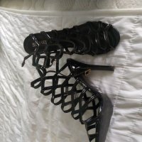 Летни високи сандали, снимка 1 - Дамски обувки на ток - 24991387