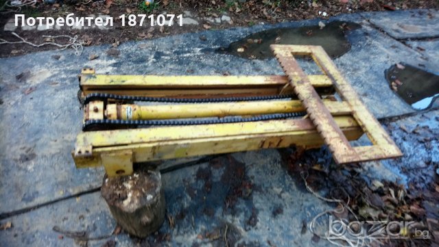 Купувам Мотокарна или електрокарна мачта, вилици, изравнител, палетна количка не работеща. , снимка 2 - Индустриална техника - 20438662