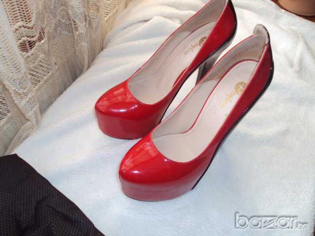Дамски лачени червено-черни обувки с ток , снимка 4 - Дамски ежедневни обувки - 12764628
