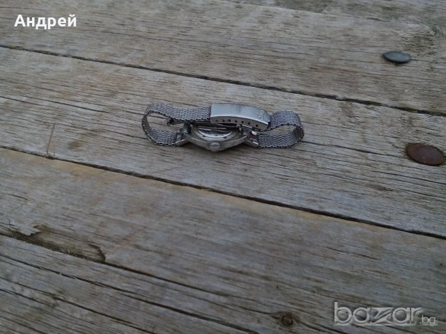 Часовник ЗАРЯ,ZARIA, снимка 4 - Антикварни и старинни предмети - 19727340