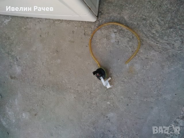 Пералня Indesit WIN 102 на части, снимка 6 - Перални - 24806129