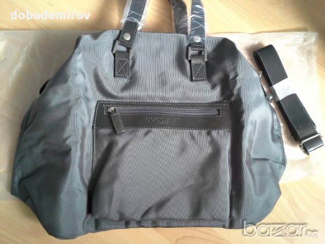 Нова травъл чанта GIORGIO ARMANI PARFUMS оригинал, снимка 11 - Чанти - 12104987