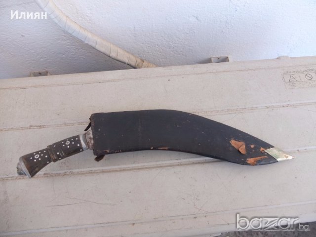 Продавам непалски нож