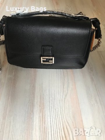 Двойна чанта Fendi, снимка 7 - Чанти - 24962062