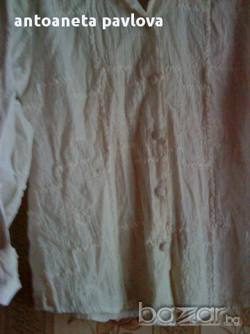 бяла памучна  риза , снимка 2 - Ризи - 13918007