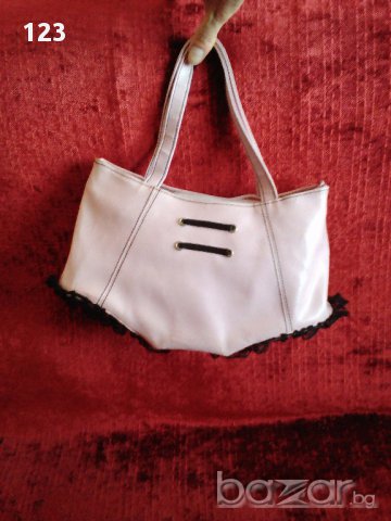С намалена цена: Уникални бутикови чанти с подарък, снимка 6 - Чанти - 16790327
