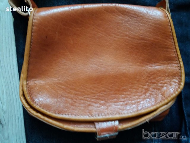 Ежедневна дамска чанта в цвят камел, снимка 2 - Чанти - 19635388