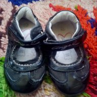 Гръцки обувки 22 номер, снимка 1 - Детски маратонки - 17916507