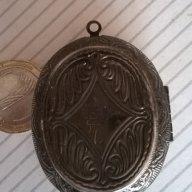 стар медальон, снимка 4 - Антикварни и старинни предмети - 11800259