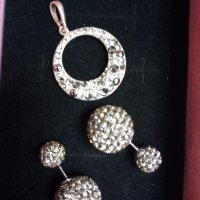  Сребърен лот  със Сваровски кристали /обеци и медальон /, снимка 3 - Бижутерийни комплекти - 25837109
