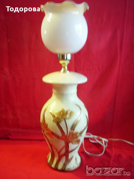 Продавам стара стилна нощна лампа., снимка 1
