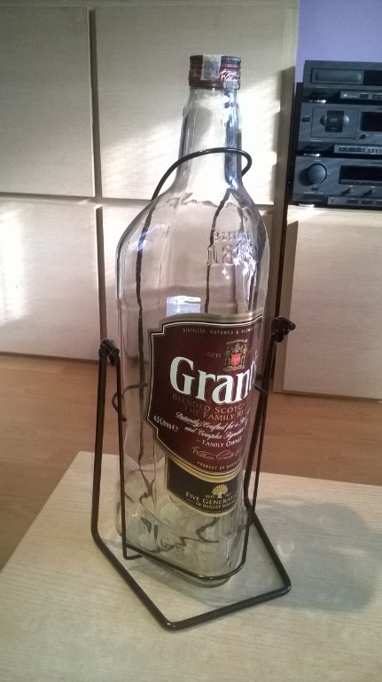 grants-4.5l-голяма бутилка от уиски-празна-55х20х20см в Други в гр. Видин -  ID24630757 — Bazar.bg