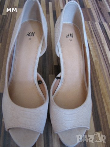 Обувки H&M, снимка 3 - Дамски ежедневни обувки - 21901761