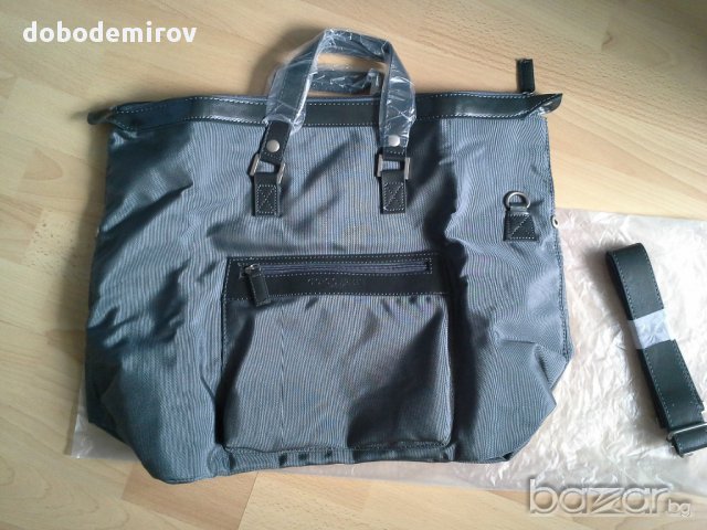 Нова травъл чанта GIORGIO ARMANI PARFUMS оригинал, снимка 12 - Чанти - 12104987