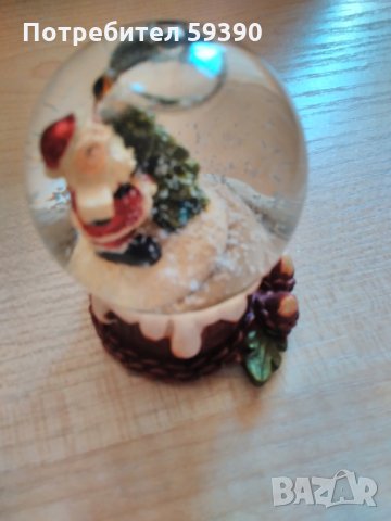 Мини сфера с дядо Коледа, снимка 2 - Декорация за дома - 23421704