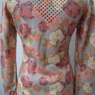 Нова блузка на цветя - Л размер, снимка 4 - Блузи с дълъг ръкав и пуловери - 13908312