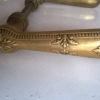 стари дръжки за врата от бронз, снимка 2 - Антикварни и старинни предмети - 23276559