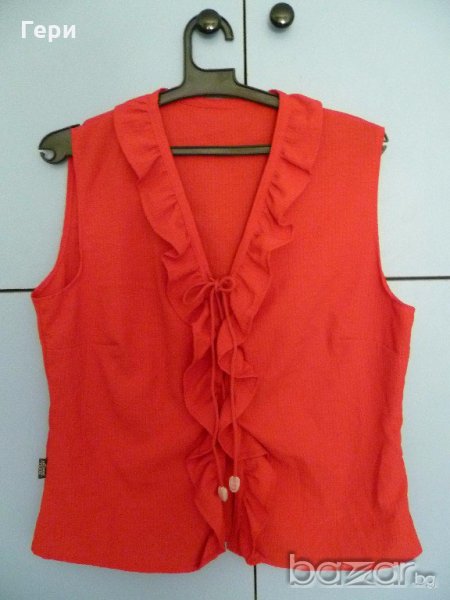 Червена блузка, снимка 1