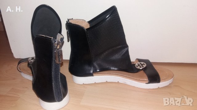  черни сандали с цип, снимка 2 - Сандали - 21969696