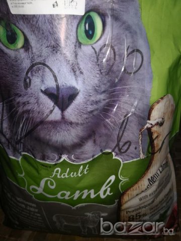 LEONARDO ADULT-храна за котки