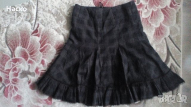 sisline , карирана пола 