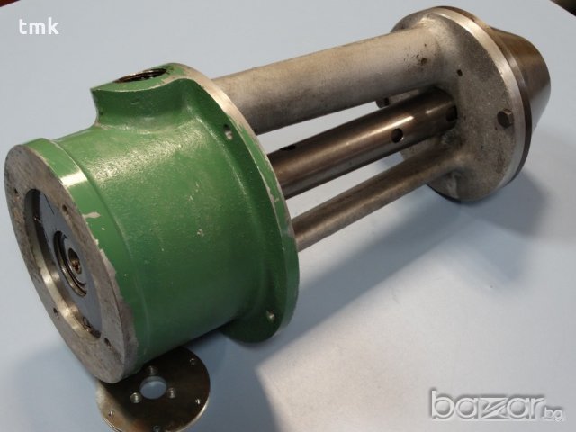 Помпа за охлаждаща течност производство TOS Чехия, снимка 2 - Водни помпи - 19039506